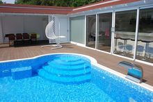 Csobbanjon az Év Medencéjében!